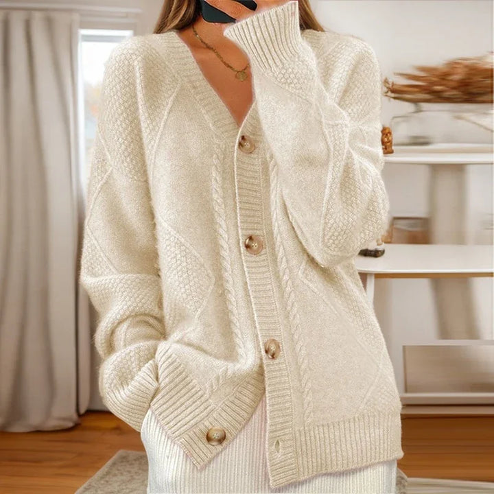 Éloise™ | Cable-Knit Cardigan – Effortless Luxury in Every Stitch