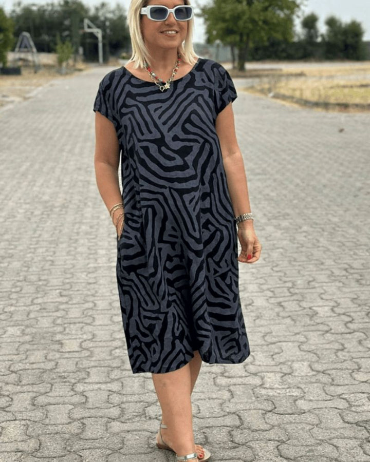 Nelia™ | Summer Dress with Round Neck and Beautiful Print